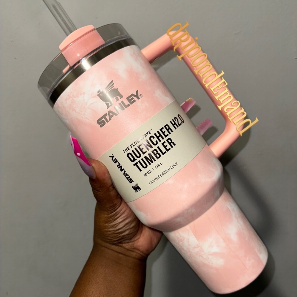 Stanley 40oz Stainless Steel H2.0 FlowState Quencher Tumbler- Peach Tie … - Picture 1 of 6